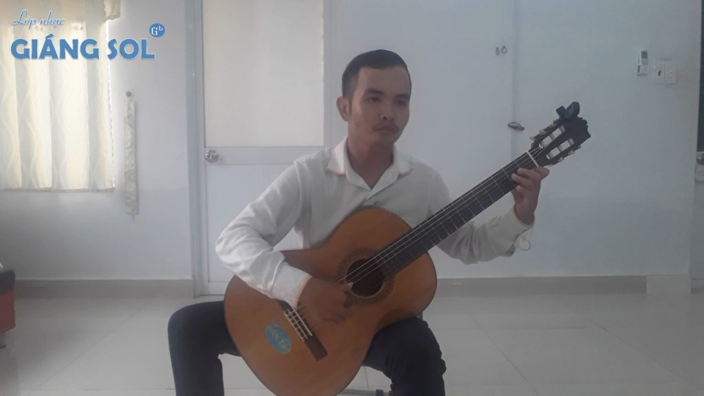 Dạy Đàn Guitar Quận 12 || Andante, lớp học đàn guitar quận 12, học đàn guitar ở đâu tại quận 12, trung tâm dạy đàn guitar cơ bản cấp tốc quận 12