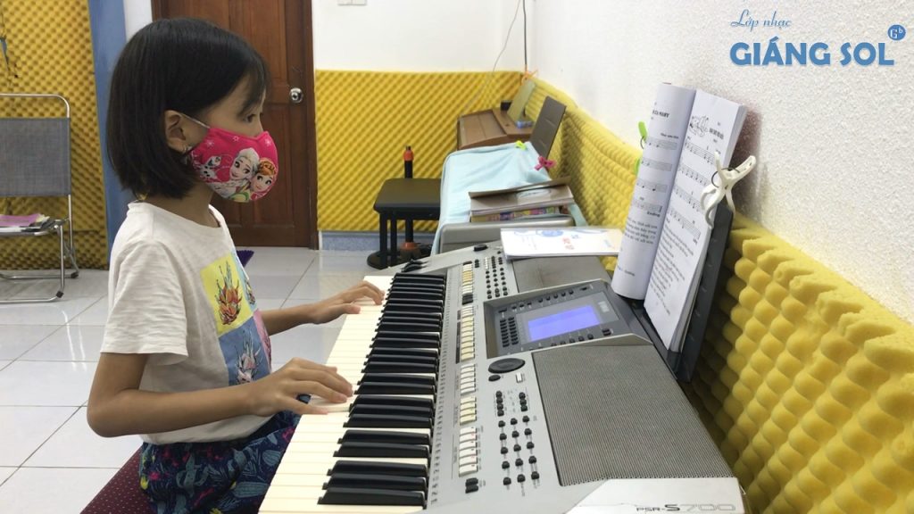 Dạy Đàn Organ Quận 12 || Dạo Chơi Trên Biển, lớp học đàn organ quận 12, trung tâm dạy đàn organ quận 12, học đàn organ ở đâu tại quận 12, dạy đàn organ