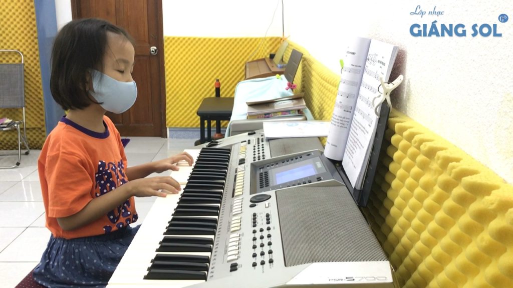 Dạy Đàn Organ Quận 12 || Dạo Chơi Trên Biển, trung tâm dạy đàn organ quận 12, dạy đàn organ thiếu nhi quận 12, học đàn organ cấp tốc quận 12