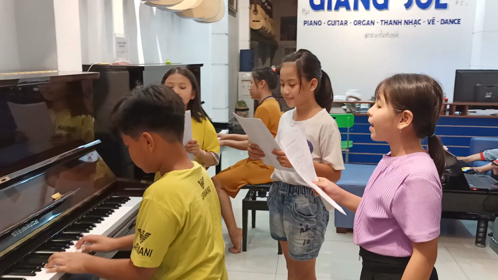 ĐI VỀ NHÀ || Dạy Piano Quận 12, trung tâm dạy đàn piano quận 12, học đàn piano đệm hát quận 12, lớp dạy đàn organ quận 12, dạy đàn guitar quận 12