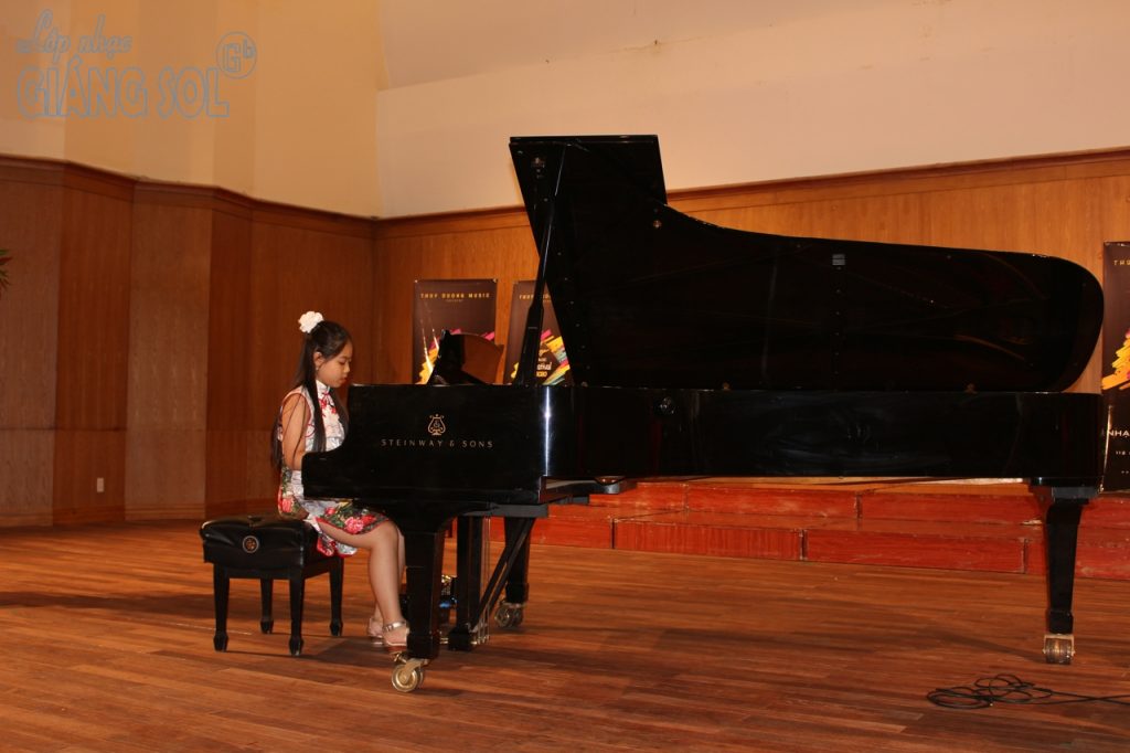 dạy đàn Piano quận 12