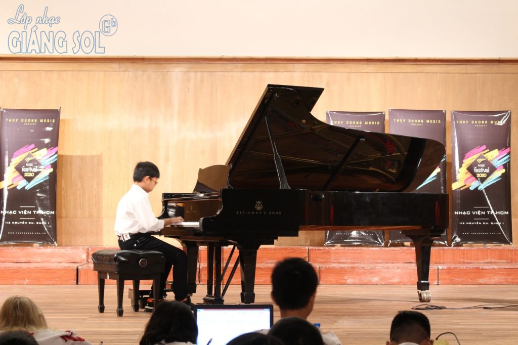 Dạy đàn Piano quận 12