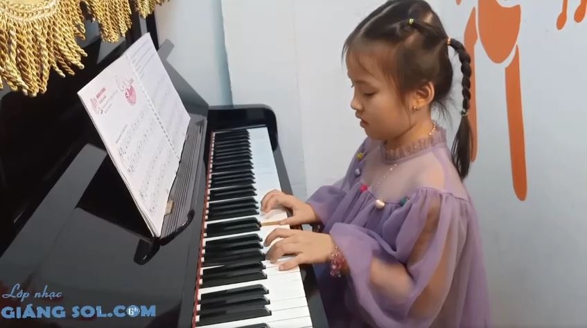 Dạy Piano Quận 12 || Mẹ Hiền Yêu Dấu, dạy guitar quận 12, dạy organ quận 12, học đàn quận 12, lớp nhạc quận 12, mua bán nhạc cụ quận 12, dạy vẽ quận 12